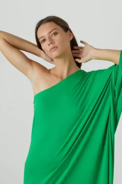 Velvet By Graham & Spencer Womens MONET ONE SHOULDER MAXI DRESS