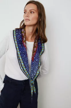 Velvet By Graham & Spencer Womens DIAMOND SHAPE SILK SCARF