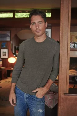 Velvet By Graham & Spencer BRONSON COZY JERSEY KNIT SHIRT