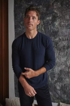 Velvet By Graham & Spencer BRONSON COZY JERSEY KNIT SHIRT