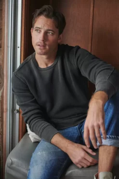 Velvet By Graham & Spencer Mens MATTS OMBRE FLEECE SWEATSHIRT