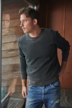 Velvet By Graham & Spencer Mens MATTS OMBRE FLEECE SWEATSHIRT