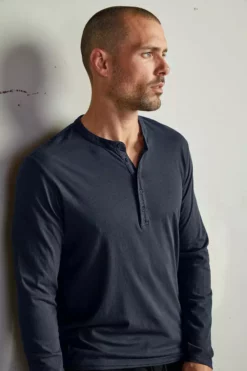 Velvet By Graham & Spencer ALVARO COTTON JERSEY HENLEY