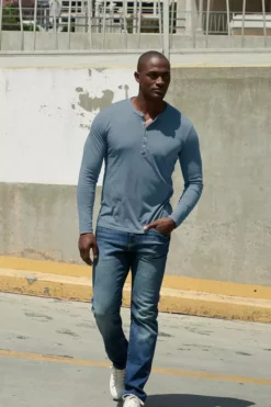 Velvet By Graham & Spencer Mens ALVARO COTTON JERSEY HENLEY