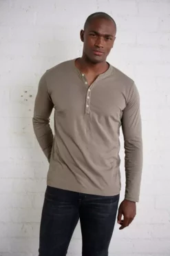 Velvet By Graham & Spencer ALVARO COTTON JERSEY HENLEY Mens
