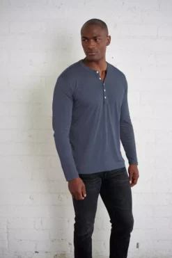 Velvet By Graham & Spencer ALVARO COTTON JERSEY HENLEY