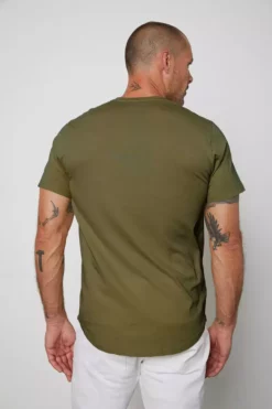 Velvet By Graham & Spencer Mens FULTON SHORT SLEEVE HENLEY