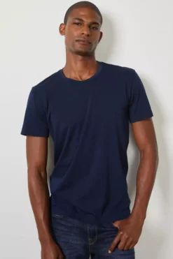 Velvet By Graham & Spencer HOWARD WHISPER CLASSIC CREW NECK TEE