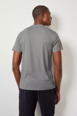 Velvet By Graham & Spencer HOWARD WHISPER CLASSIC CREW NECK TEE Mens 56 Velvet By Graham & Spencer HOWARD WHISPER CLASSIC CREW NECK TEE Mens