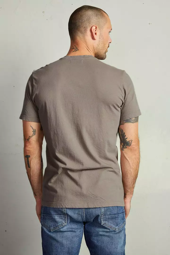 Velvet By Graham & Spencer HOWARD WHISPER CLASSIC CREW NECK TEE Mens 13 Velvet By Graham & Spencer HOWARD WHISPER CLASSIC CREW NECK TEE Mens