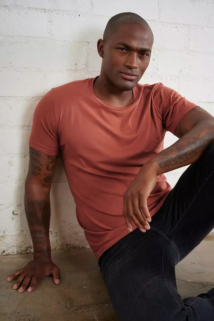 Velvet By Graham & Spencer HOWARD WHISPER CLASSIC CREW NECK TEE Mens 8 Velvet By Graham & Spencer HOWARD WHISPER CLASSIC CREW NECK TEE Mens