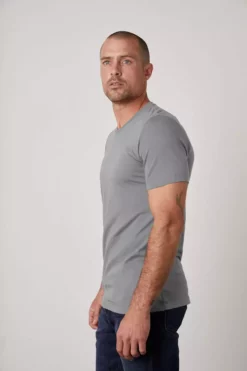 Velvet By Graham & Spencer SAMSEN WHISPER CLASSIC V-NECK TEE Mens
