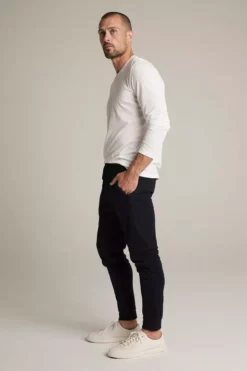 Velvet By Graham & Spencer CASON JASPE SHERPA JOGGER Mens