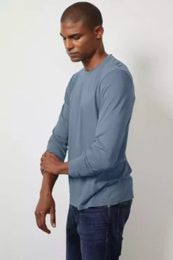 Velvet By Graham & Spencer SKEETER WHISPER CLASSIC CREW NECK TEE Mens