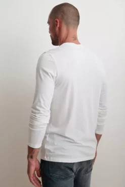 Velvet By Graham & Spencer SKEETER WHISPER CLASSIC CREW NECK TEE