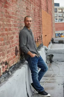 Velvet By Graham & Spencer Mens ELTON COTTON WOVEN BUTTON-UP SHIRT