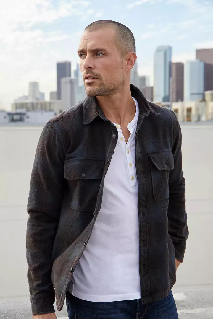 Velvet By Graham & Spencer BRYSON PLAID BUTTON-UP Mens 6 Velvet By Graham & Spencer BRYSON PLAID BUTTON-UP Mens