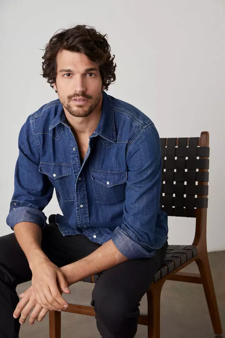 Velvet By Graham & Spencer WAYNE DENIM BUTTON-UP SHIRT Mens 6 Velvet By Graham & Spencer WAYNE DENIM BUTTON-UP SHIRT Mens