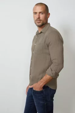 Velvet By Graham & Spencer ELTON BUTTON-UP SHIRT