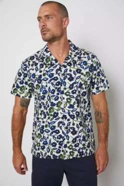 Velvet By Graham & Spencer ISAIAH PRINTED BUTTON-UP SHIRT